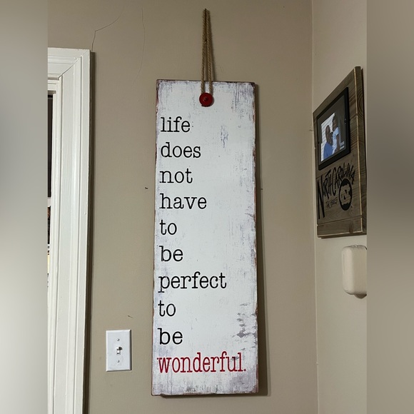 Wooden wall decor - life does not have to be perfect to be wonderful - Picture 1 of 1
